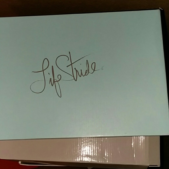 Life stride heels - Picture 6 of 6